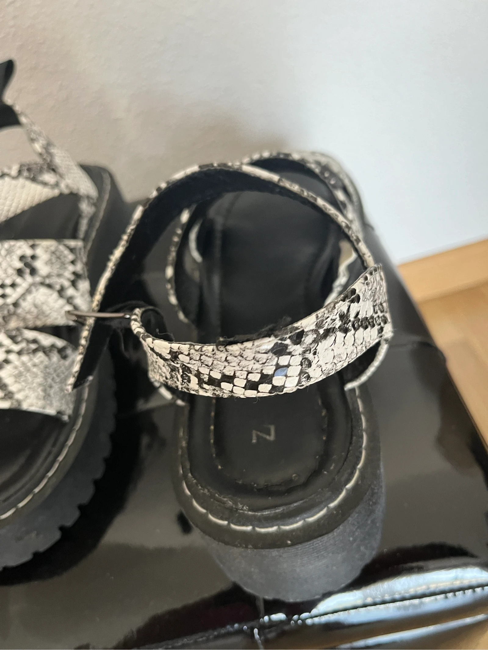 Women’s snake print platform sandals – photo 3